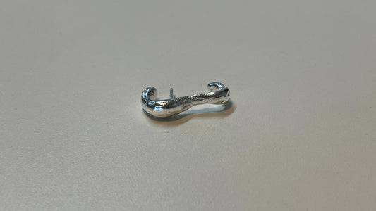 Silver Tail Earcuff